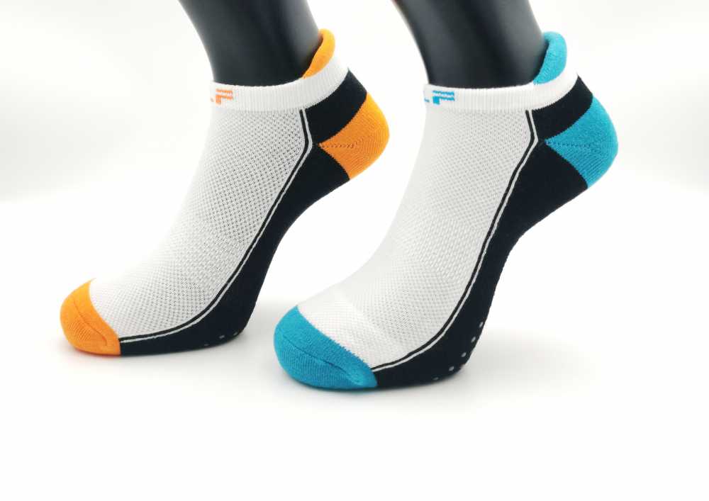 5711 三跟船形止滑氣墊單車運動襪