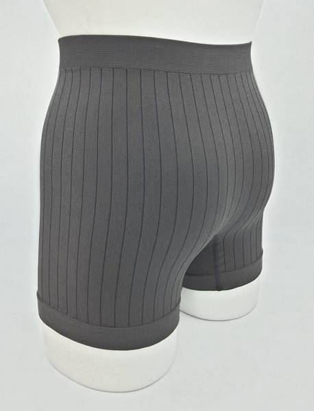 5906 竹炭男用四角內褲